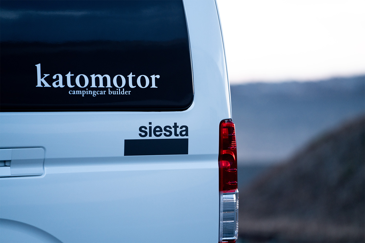 新潟発のキャンピングカービルダー「katomotor」の魅力🚐✨
